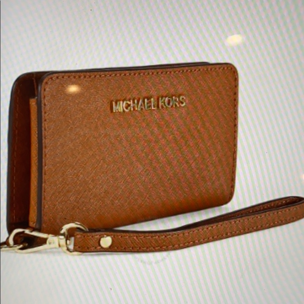Michael Kors Jet Set Saffiano Leather Wristlet